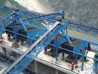 湖北鄂州建筑垃圾处理回收设备施工现场